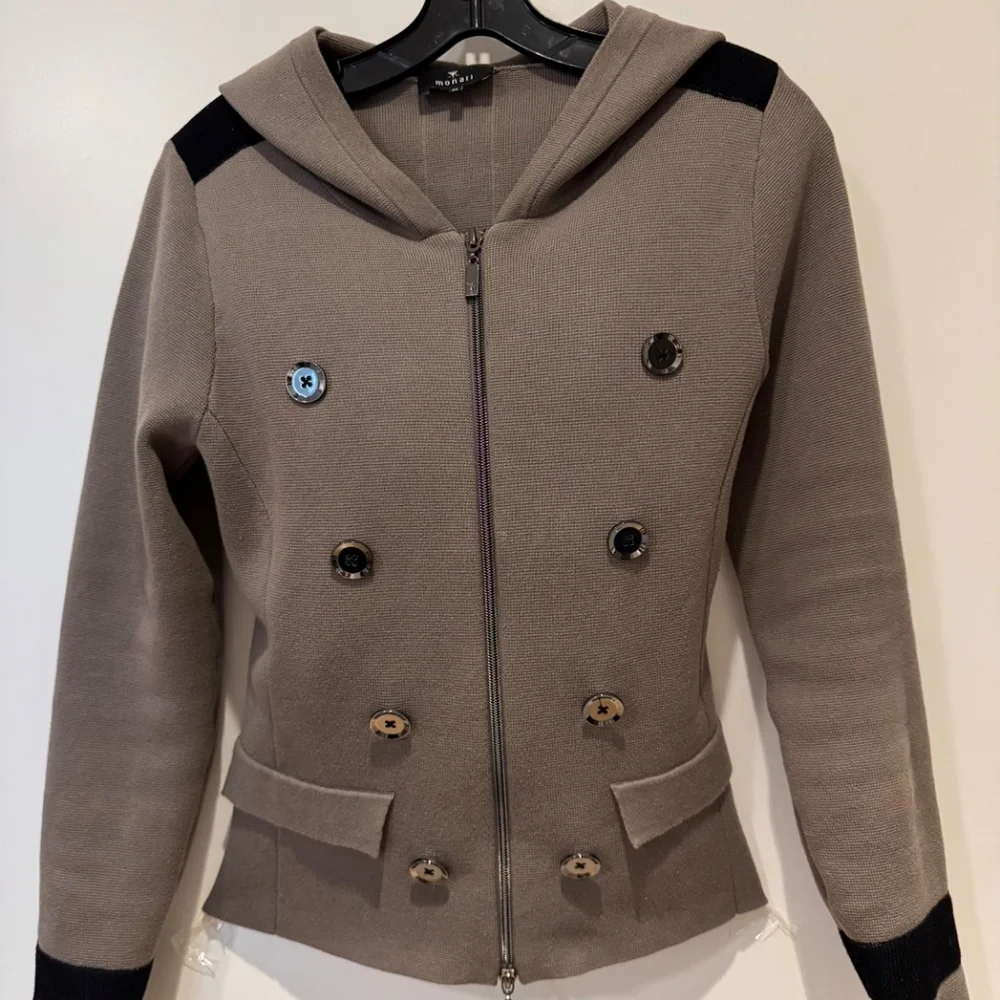 EUROPEAN-DESIGNED TAUPE-GRAY & BLACK HOODIE/CARDIGAN—Size 4 - Picture 5 of 12